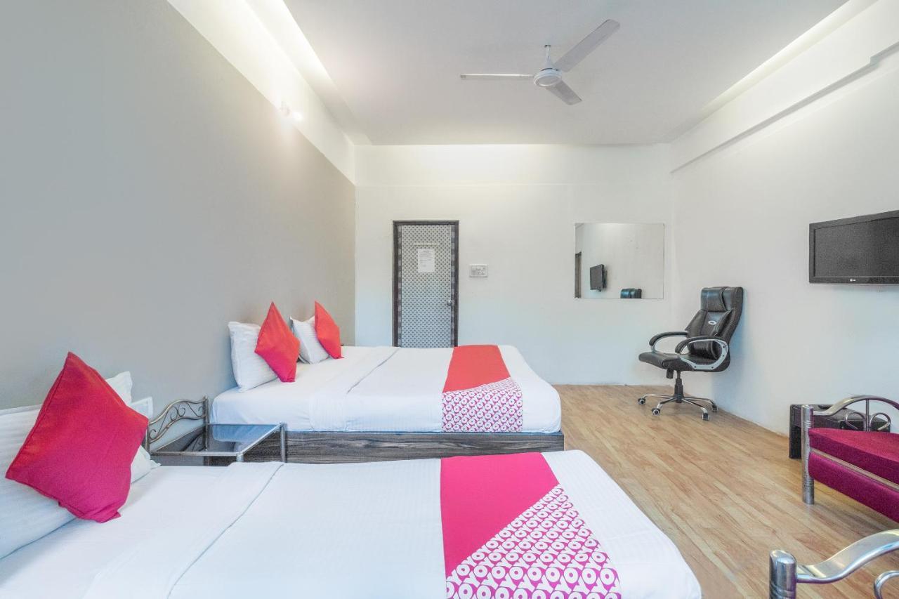 Oyo 71397 Hotel Guru Bombaj Exteriér fotografie